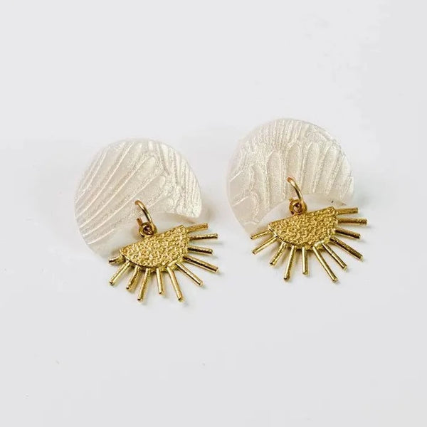 Golden Shell Earrings 